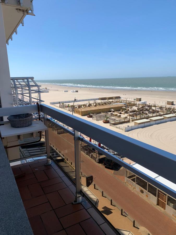 Appartement Met Zeezicht Blankenberge Esterno foto